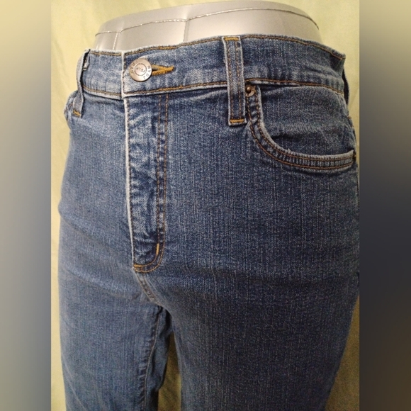 NYDJ Flare & Wide Leg Tummy Tuck Blue Jeans - Picture 6 of 10